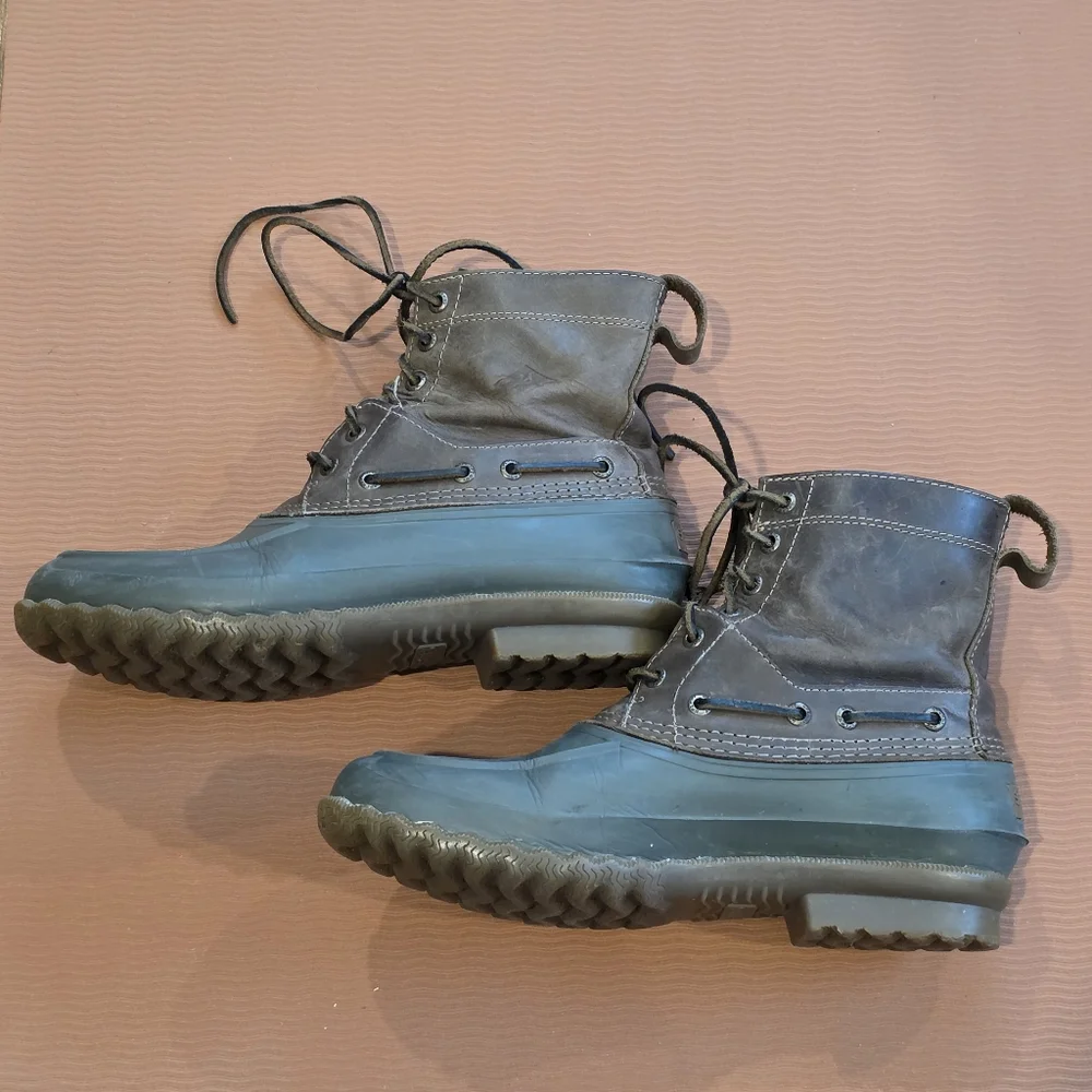 Sperry Men’s Size 8.5 M Duck Boots Leather Rubber Lace Up Waterproof STS13460